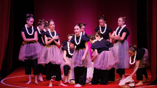 Igrajmo se: Zabranjeno mlađima od 15 strana A