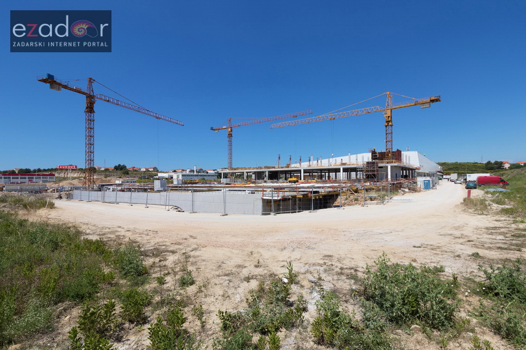Radovi na proširenju trgovačkog centra Supernova Zadar