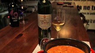 Restoran bar Atrij: Finger Food & Wine Selection, Foto: Iva Perinčić Restoran bar Atrij: Finger Food & Wine Selection, Foto: Iva Perinčić