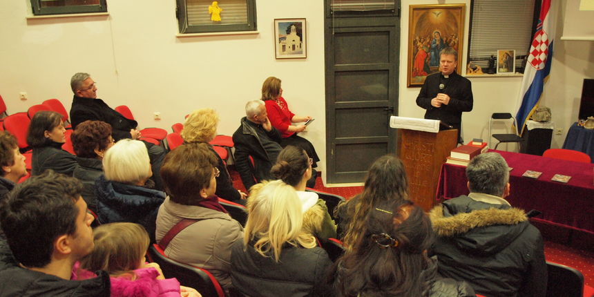 Predstavljen dokumentarni film “Lica puna nade” Predstavljen dokumentarni film “Lica puna nade”