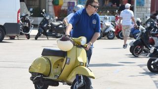 U Biogradu na moru zapoceo je Vespa World Days 2015 koji traje od 11-14. lipnja. Ocekuje se dolazak 5000 vozaca iz 32 zemlje. Photo: Hrvoje Jelavic/PIXSELL U Biogradu na moru zapoceo je Vespa World Days 2015 koji traje od 11-14. lipnja. Ocekuje se dolazak 5000 vozaca iz 32 zemlje. Photo: Hrvoje Jelavic/PIXSELL