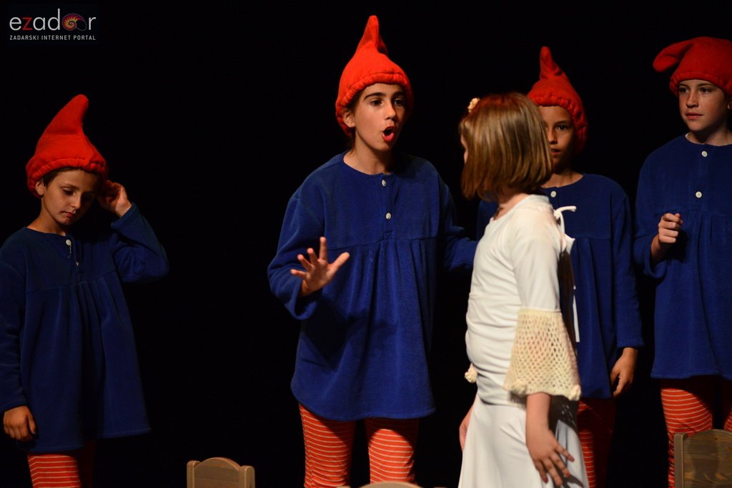 Premijera predstave “Snjeguljica” u izvedbi polaznika “Donatoline 1” Premijera predstave “Snjeguljica” u izvedbi polaznika “Donatoline 1”