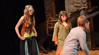 Donatolina u Kazalištu lutaka: “Mareta tamo i nazad”