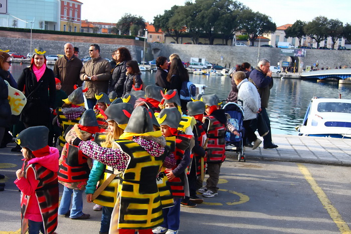 Karnevalić Radija 057, 8. veljače 2013. foto: Čedo Kaica Karnevalić Radija 057, 8. veljače 2013. foto: Čedo Kaica