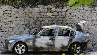 Navijački obračun: Napali četvoricu navijača Levskog pa im zapalili BMW