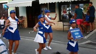 Tunuara 2016 – parada mažoretkinja, kuhanje brudeta & defile ribarica. Foto: Marija Cvetković