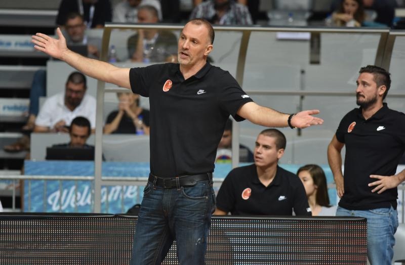 ZDBT 2016: KK Cedevita – Fenerbahce 77-88. Photo: Hrvoje Jelavić/PIXSELL ZDBT 2016: KK Cedevita – Fenerbahce 77-88. Photo: Hrvoje Jelavić/PIXSELL