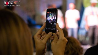 Svečani doček svjetskih prvaka Mihovila i Šime Fantele na Narodnom trgu Svečani doček svjetskih prvaka Mihovila i Šime Fantele na Narodnom trgu