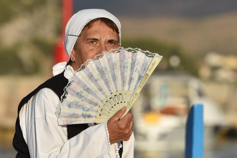 Tradicionalna ženska regata gajeta na vesla u Krapnju