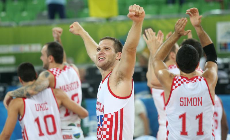 Velika hrvatska fešta u ljubljanskim Stožicama nakon plasmana u polufinale Eurobasketa, Foto. Igor Kralj/PIXSELL Velika hrvatska fešta u ljubljanskim Stožicama nakon plasmana u polufinale Eurobasketa, Foto. Igor Kralj/PIXSELL