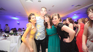 Maturalna večer gimnazije jurja barakovića (foto:Saša Čuka) Maturalna večer gimnazije jurja barakovića (foto:Saša Čuka)