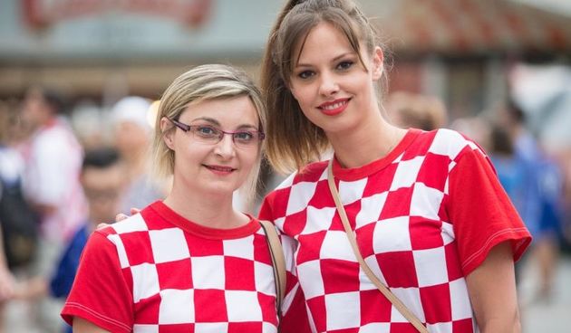 Hrvatski navijači okupirali Lens uoči utakmice s Portugalom, Photo: PIXSELL