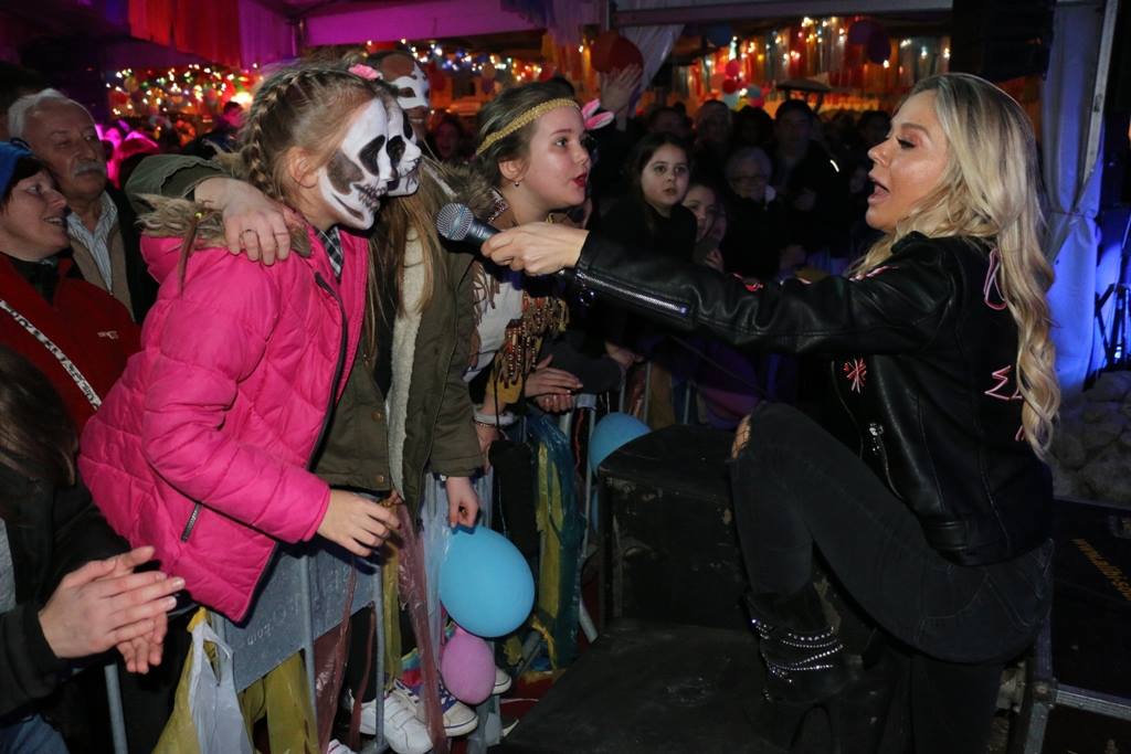 Virske maškare: Maja Šuput zapalila ledenu virsku večer Virske maškare: Maja Šuput zapalila ledenu virsku večer