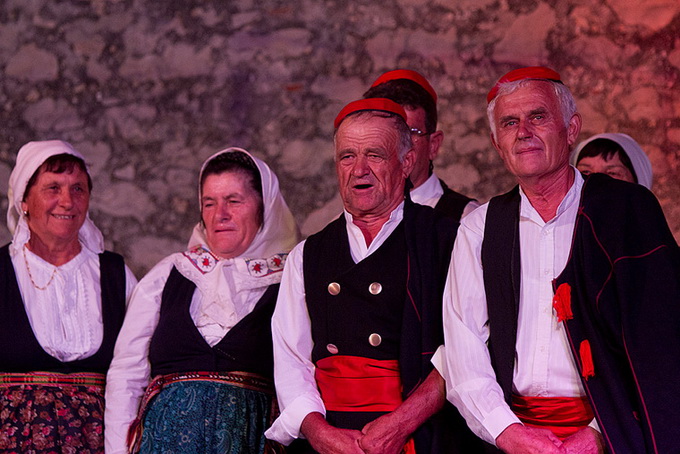Smotra folklora u Bibinjama