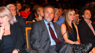 Zagreb 131011.
KD Vatroslav Lisinski.
Koncert Hrvatske dive, na kojem su nastupale Tereza Kesovija, Radojka Sverko i Gabi Novak.
Na slici: Milan Bandic.
Foto: Goran Mehkek / Cropix