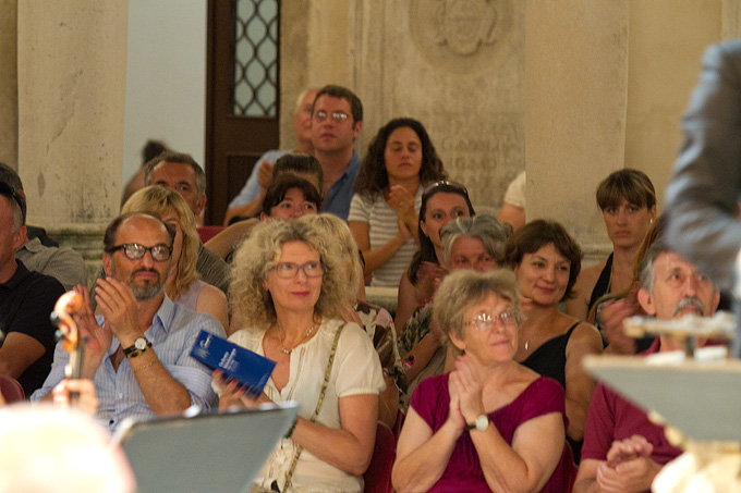 Orchestra Mitteleuropea u klaustru crkve Sv. Frane, Foto: Leo Banić