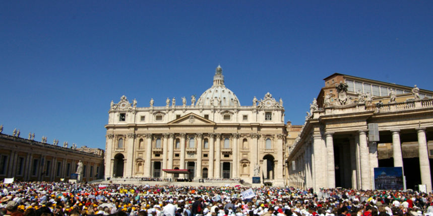 Vatikan – sveta misa/Foto: tonawa.com Vatikan – sveta misa/Foto: tonawa.com