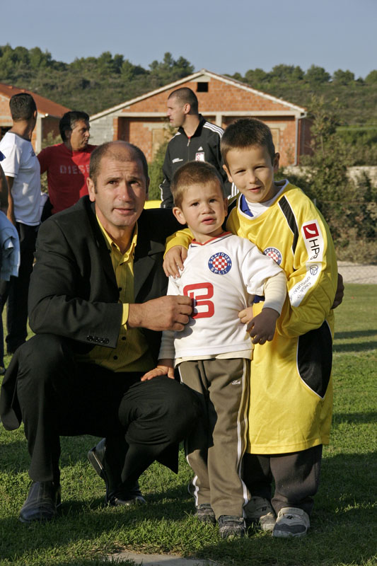 Hajduk – Zlatna Luka, Prijateljska utakmica povodom 75 godina osnivanja NK Zlatna luka