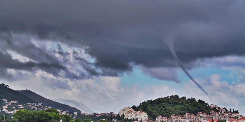 Završen je natječaj “NajGeo fotografija 2014.”/oluja Završen je natječaj “NajGeo fotografija 2014.”/oluja