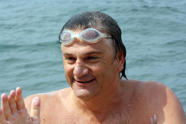 Dani Dikla 2009: Dr Velimir Susak Taci isplivao maraton Preko-Diklo Dani Dikla 2009: Dr Velimir Susak Taci isplivao maraton Preko-Diklo