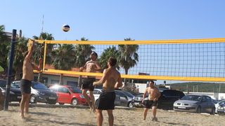 Na plaži Punta u Bibinjama održan 6. Memorijalni turnir u odbojci na pijesku za Tomislav Sikirića – Siku. Foto: Leo Banić Na plaži Punta u Bibinjama održan 6. Memorijalni turnir u odbojci na pijesku za Tomislav Sikirića – Siku. Foto: Leo Banić