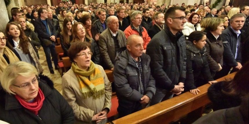 Svečana misa polnoćka u katedrali svete Stošije. Foto: Dino Stanin/PIXSELL