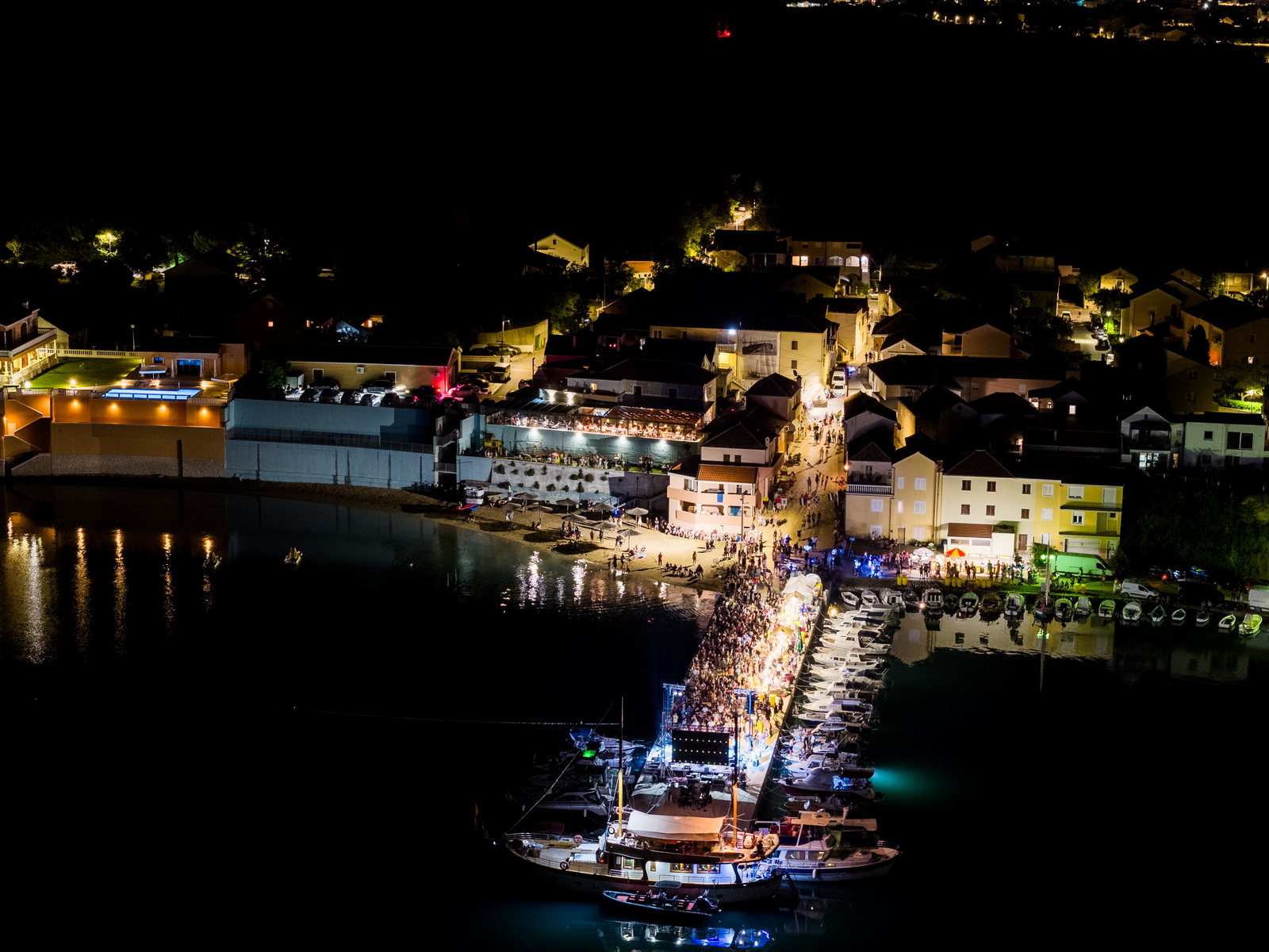 Noć privlačkih ribara i sabunjara 2024 @ luka Stari porat Noć privlačkih ribara i sabunjara 2024 @ luka Stari porat