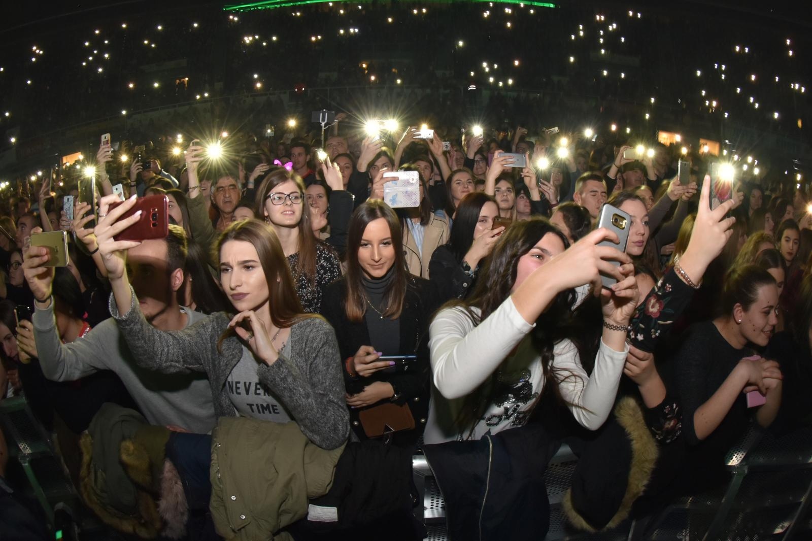 Dino Merlin @ Dvorana Krešimir Ćosić Dino Merlin @ Dvorana Krešimir Ćosić