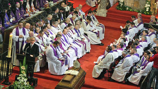 Posljednji ispraćaj nadbiskupa Ivana Prenđe (foto: Marin Gospić)