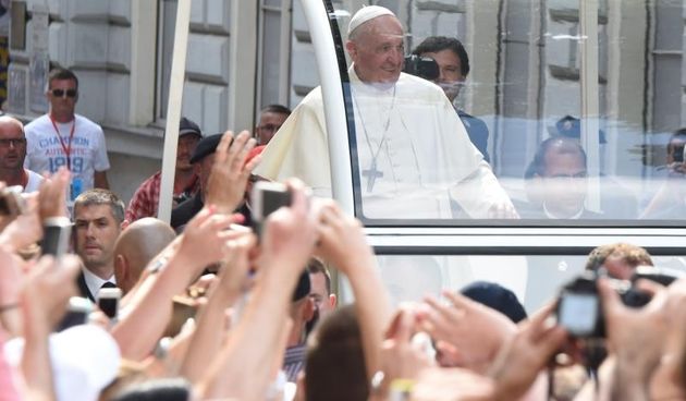 Papa Franjo. Photo: Hrvoje Jelavić/PIXSELL