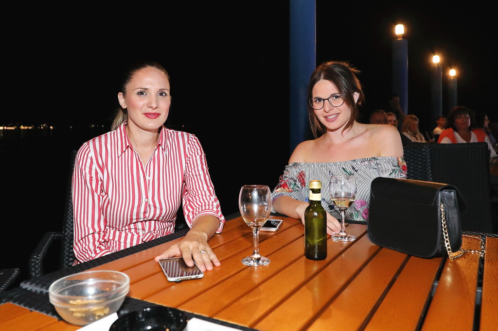 Čudesna Doris Dragović oduševila u Biogradu na Moru Čudesna Doris Dragović oduševila u Biogradu na Moru