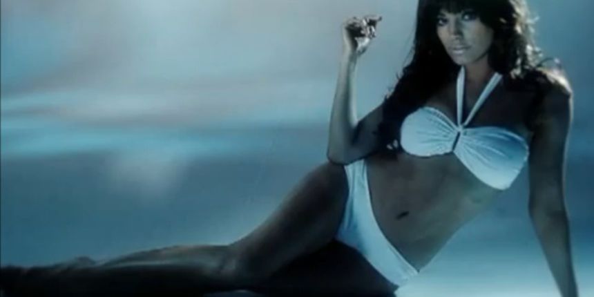 Kelly Brook u najpoznatijim filmskim bikinijima (Index.hr) Kelly Brook u najpoznatijim filmskim bikinijima (Index.hr)