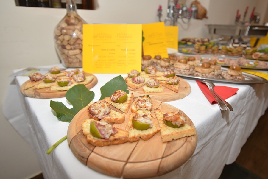 Gastro smokva: Degustacija u restoranu Pet bunara, foto:Iva Perinčić Gastro smokva: Degustacija u restoranu Pet bunara, foto:Iva Perinčić