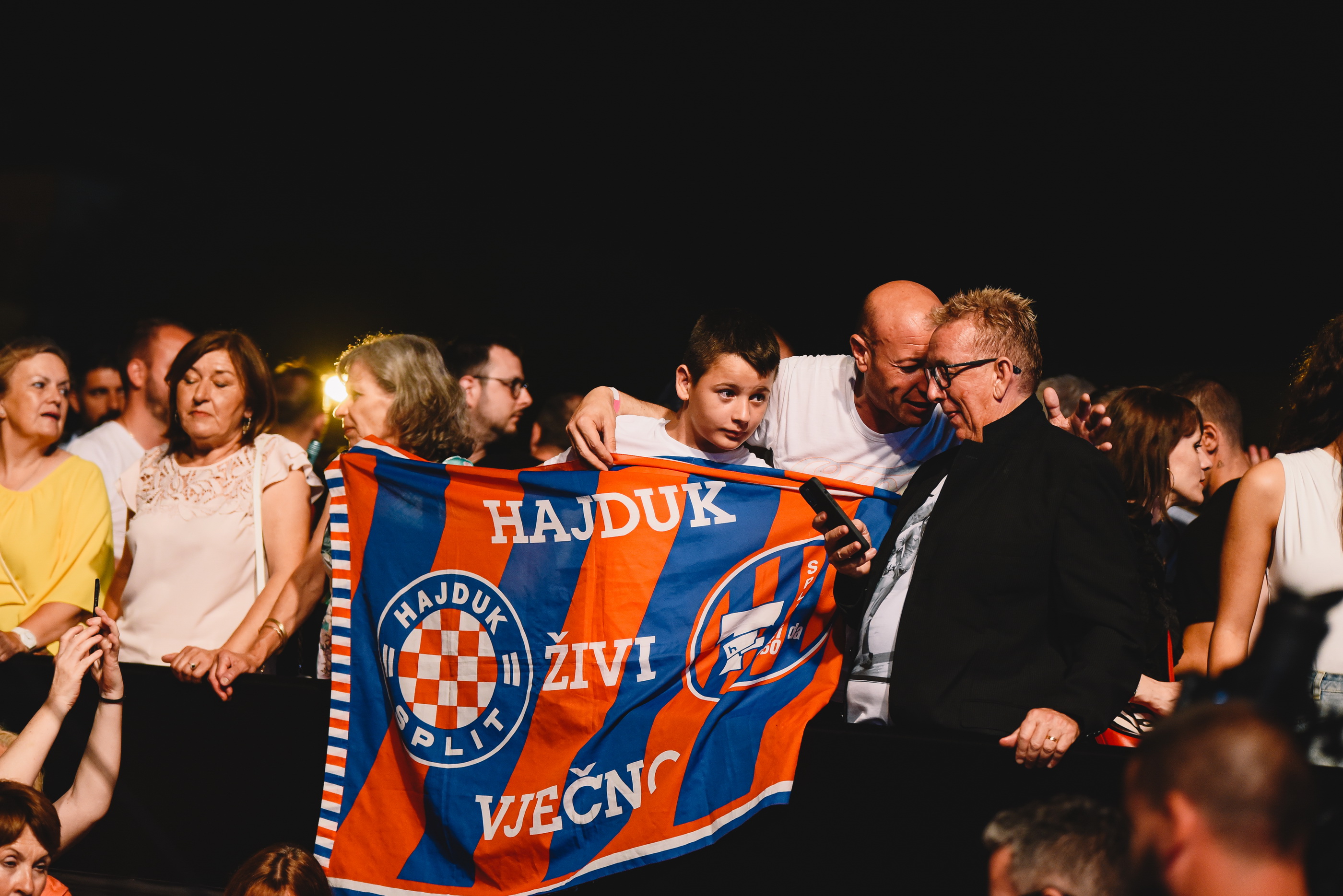 Stari Plac: Mišo Kovač i prijatelji priredili nezaboravan koncert