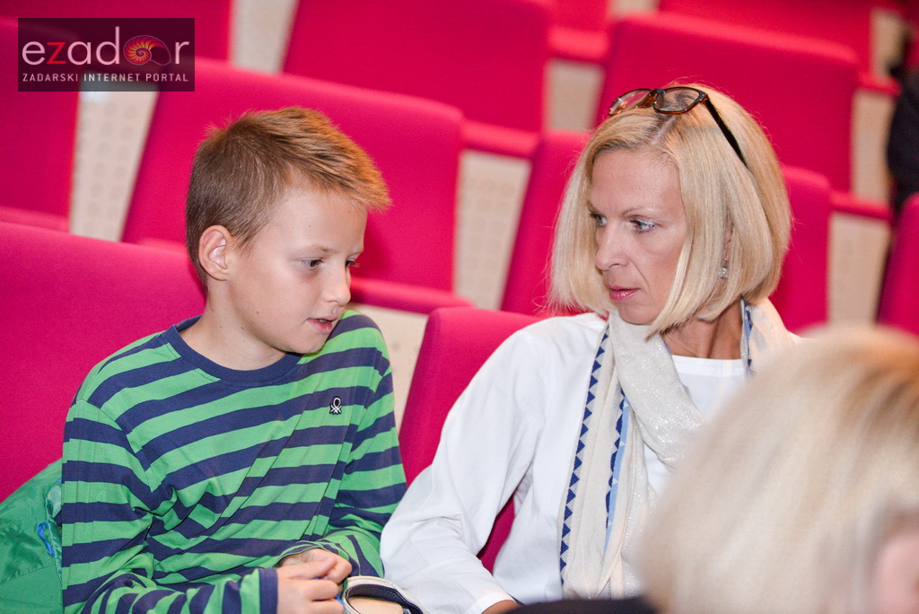 Premijera predstave “Pale sam na svijetu” u Kazalištu lutaka Zadar Premijera predstave “Pale sam na svijetu” u Kazalištu lutaka Zadar