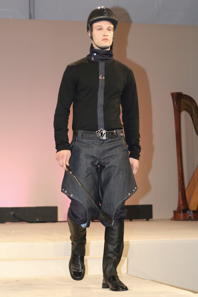 Modni Ormar 2008; kolekcija Play Polo; dizajner Stjepan Cuka; foto Jelena Balić Modni Ormar 2008; kolekcija Play Polo; dizajner Stjepan Cuka; foto Jelena Balić