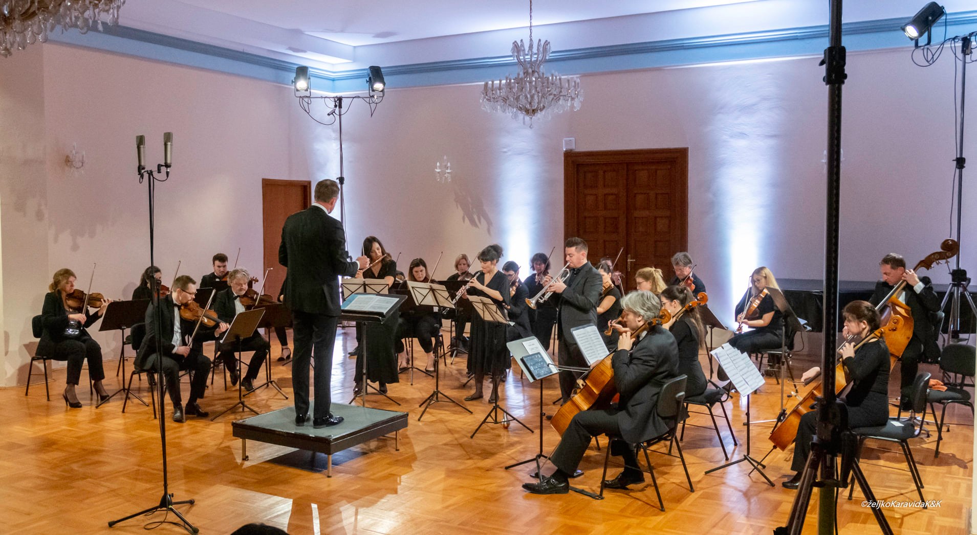 Zadarski komorni orkestar održao još jedan odličan koncert na Sveučilištu Zadarski komorni orkestar održao još jedan odličan koncert na Sveučilištu