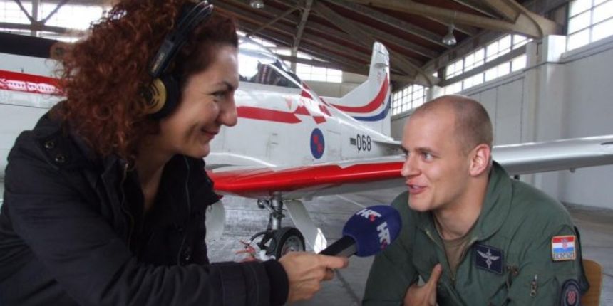 Iz vojarne Zemunik emitirana treća radijska emisija, foto: MORH Iz vojarne Zemunik emitirana treća radijska emisija, foto: MORH