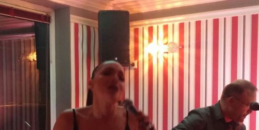 Martine Thomas otvorila “SKY music live” večer Martine Thomas otvorila “SKY music live” večer