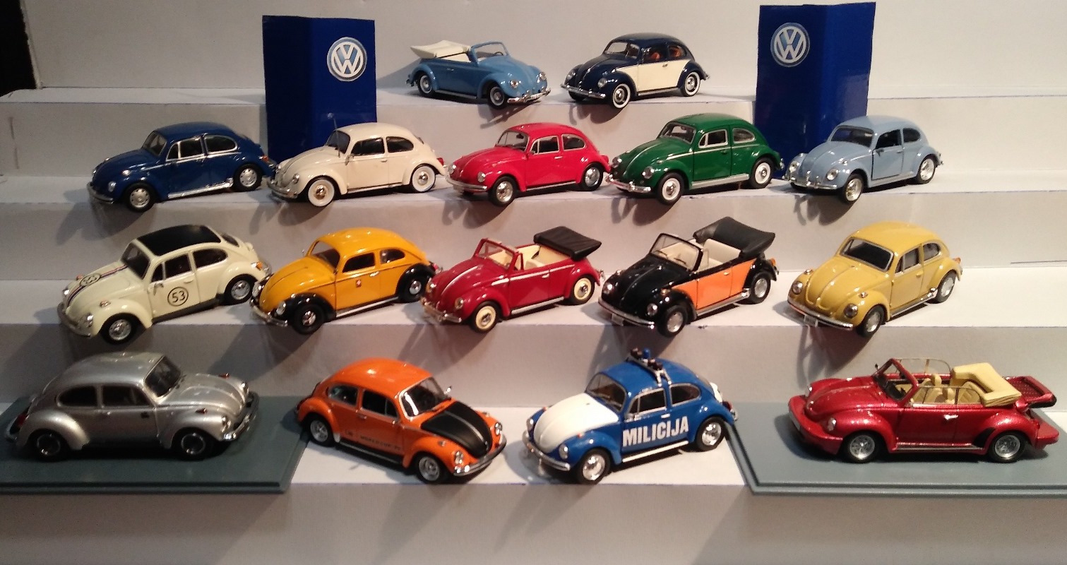 Dušan Erkalović iz Vira jedan je od najvećih kolekcionara autića u Hrvatskoj Dušan Erkalović iz Vira jedan je od najvećih kolekcionara autića u Hrvatskoj