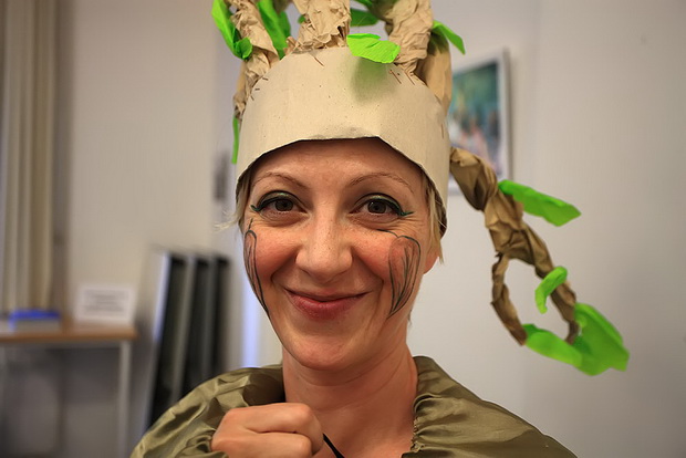 U Gradskoj knjižnici roditelji djece vrtića “Jadran” odigrali su predstavu “Kuća za smeće”, Foto. Roberto Lerga U Gradskoj knjižnici roditelji djece vrtića “Jadran” odigrali su predstavu “Kuća za smeće”, Foto. Roberto Lerga