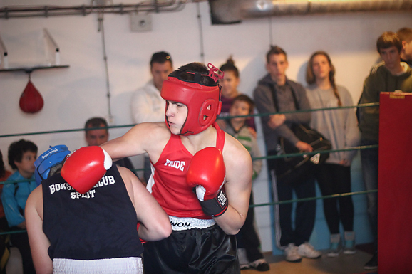 Javni sparing u boksačkom klubu Zlatna rukavica (foto:Saša Čuka)