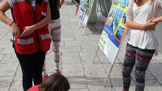 Nacionalna društva Crvenog križa diljem svijeta, potaknuta inicijativom Međunarodne federacije društava Crvenog križa i Crvenog polumjeseca (IFRC), obilježila su i ove godine Svjetski dan prve pomoći. Ovo je bila još jedna prilika da se ukaže na važnost p Nacionalna društva Crvenog križa diljem svijeta, potaknuta inicijativom Međunarodne federacije društava Crvenog križa i Crvenog polumjeseca (IFRC), obilježila su i ove godine Svjetski dan prve pomoći. Ovo je bila još jedna prilika da se ukaže na važnost p