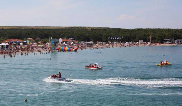 Sezona kupanja i partyja se zahuktava u klubovima na plaži Zrće, Foto: Željko Mršić/PIXSELL