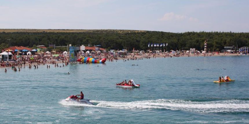 Sezona kupanja i partyja se zahuktava u klubovima na plaži Zrće, Foto: Željko Mršić/PIXSELL