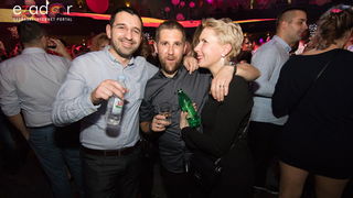 Ludnica u Saturnusu: Najbolji doček u svemiru i šire Ludnica u Saturnusu: Najbolji doček u svemiru i šire