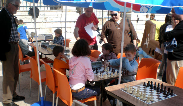 Odigran turnir najmlađih šahista kluba Casper (Foto: V. Pletikosić)