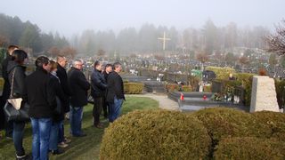 Benkovčani položili vijence na grob dr. Franje Tuđmana Benkovčani položili vijence na grob dr. Franje Tuđmana