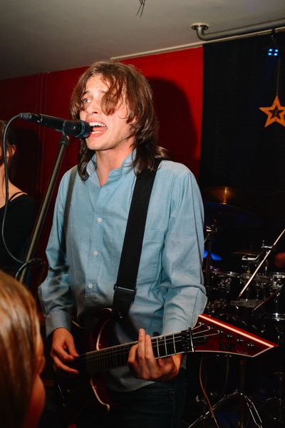 Silente @ Qbar, foto: Iva Perinčić Silente @ Qbar, foto: Iva Perinčić