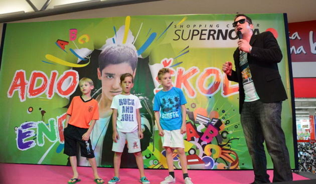 Supernova: Adio školo uz uručenje nagradnog automobila Audi A 1 i velike donacije u visini 50.000 kn HCK-u